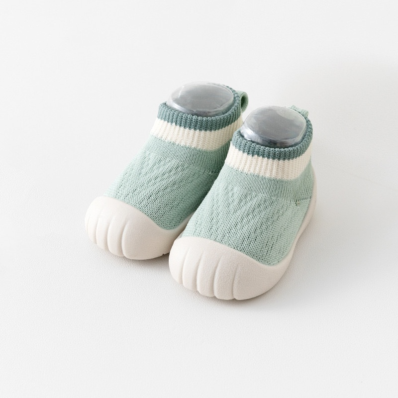 حذاء خطوات طفلك الأولى: أمان وراحة فائقة! 👶👟